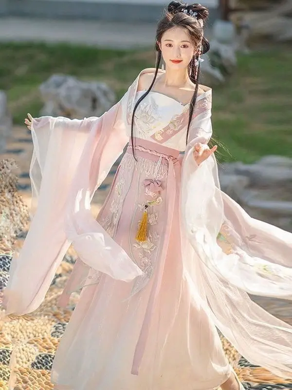 По-добро женско есенно-зимния рокля Hanfu с широки ръкави и с бродерия, традиционен китайски костюм за cosplay Уей Джин